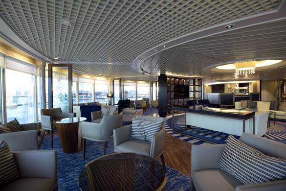Windstar Star Pride Interior Yacht Club 13.jpg